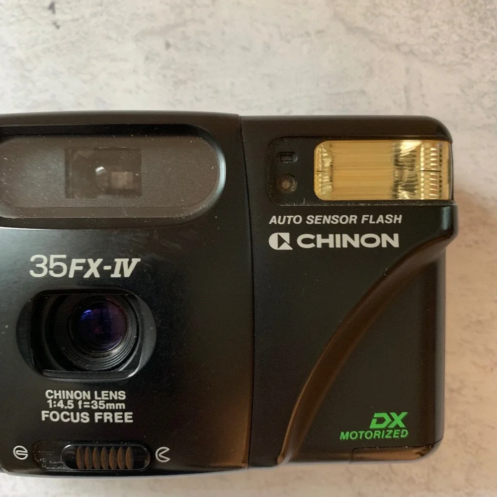 Chinon 35mm Film Camera Black 35FX-IV Focus Free DX Motorized Auto Flash